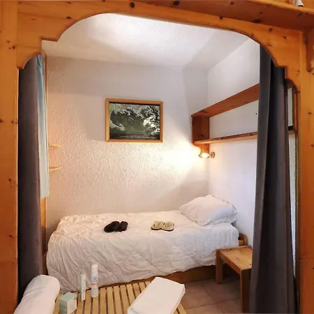 Cosy 46m² 1850, 4-6 Pers, Pres Centre Et Pistes, Wifi, Parking, Casier A Skis - Fr-1-631-166 Apartment